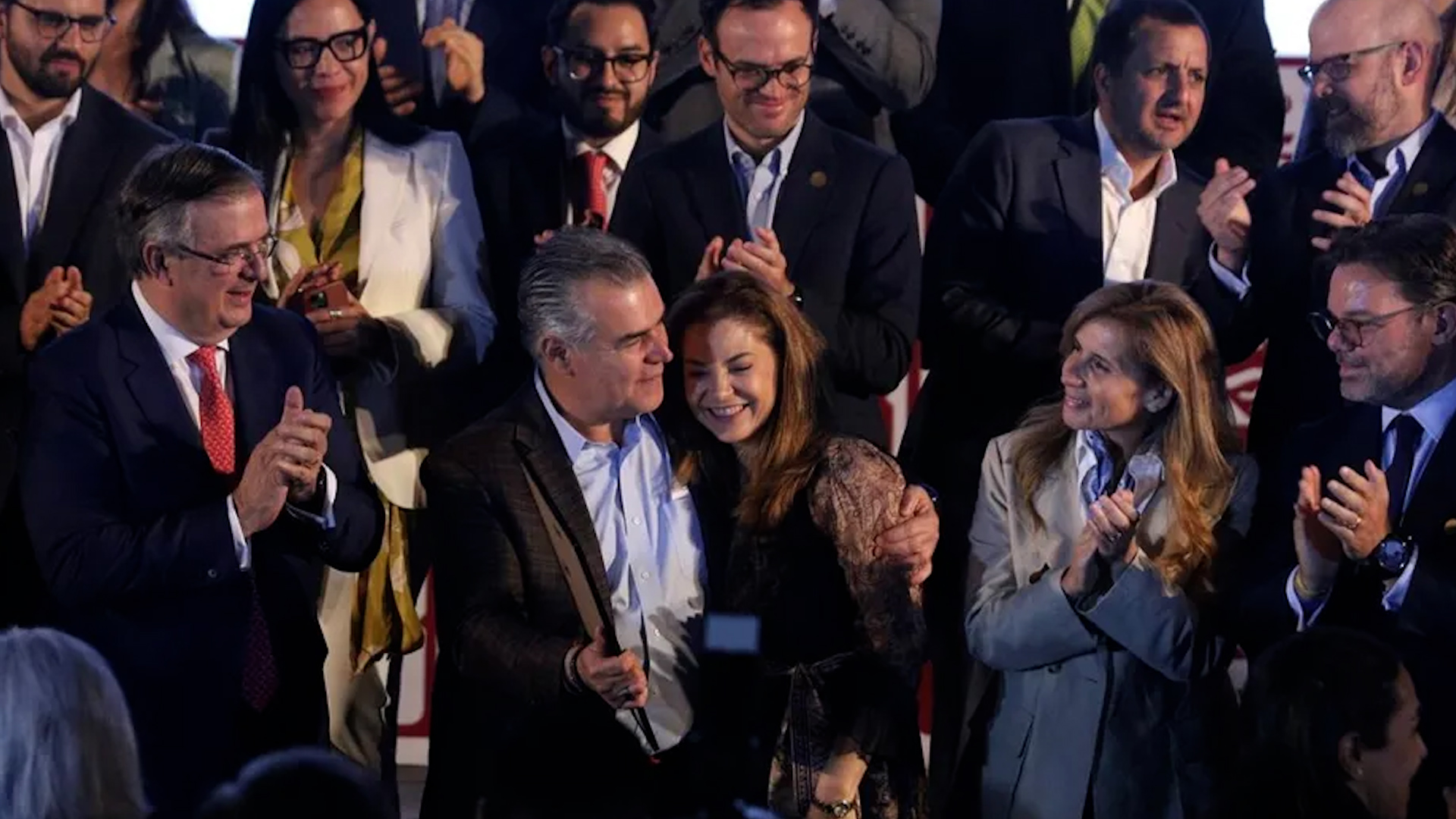 Empresarios y la Secretaría de Economía unieron esfuerzos para respaldar la campaña nacional 'Lo Hecho en México está Mejor Hecho'.