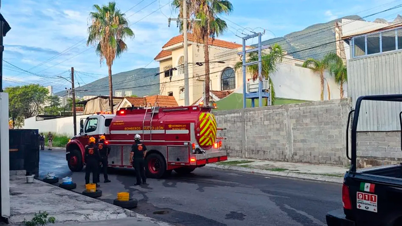 Una mujer y dos menores perdieron la vida luego de un incendio en un centro de rehabilitación en el municipio de Monterrey.