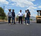 El Presidente Municipal de Lerdo, Homero Martínez Cabrera, llevó a cabo este martes supervisión en los trabajos de pavimentación en Ciudad Juárez.
