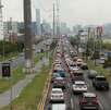Un accidente de tránsito provocó caos vial sobre la avenida Lázaro Cárdenas en el municipio de Monterrey la mañana del martes 26 de agosto. Un accidente de tránsito provocó caos vial sobre la avenida Lázaro Cárdenas en el municipio de Monterrey la mañana del martes 26 de agosto.