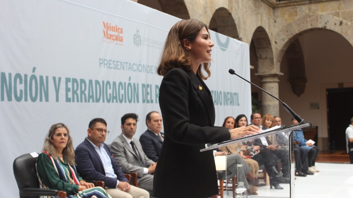 La diputada Mónica Magaña impulsa en Jalisco iniciativas para tipificar el reclutamiento forzado infantil y exigir atención federal ante el vacío legal. La diputada Mónica Magaña impulsa en Jalisco iniciativas para tipificar el reclutamiento forzado infantil y exigir atención federal ante el vacío legal.