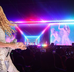 Shakira lleva más de 10 fechas en el Estadio GNP Seguros, rompiendo un récord. Shakira lleva más de 10 fechas en el Estadio GNP Seguros, rompiendo un récord.