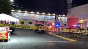 Un abogado de 40 años fue asesinado a tiros en Tehuacán. Los agresores viajaban en motocicleta. Su acompañante presenció el hecho y sufrió una crisis nerviosa.