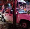 Choque amioneta del Congreso de NL y camión urbano en Monterrey
