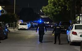 Una mujer fue asesinada a balazos en calles de la colonia Dos Ríos, en el municipio de Guadalupe, Nuevo León.