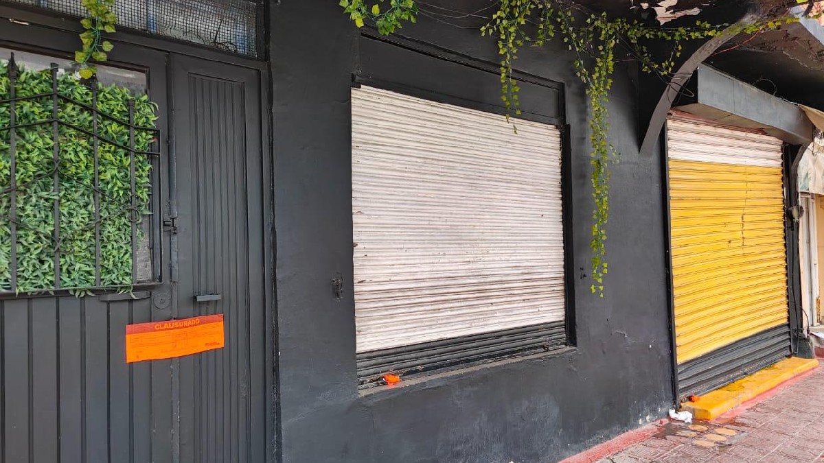 La Dirección de Inspección y Verificación de Torreón ha clausurado un negocio en la colonia Centro, después de descubrir múltiples irregularidades La Dirección de Inspección y Verificación de Torreón ha clausurado un negocio en la colonia Centro, después de descubrir múltiples irregularidades