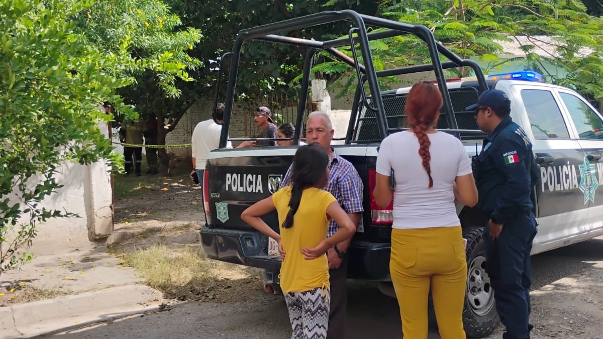 Un hombre de 78 años, identificado como Jesús García Cruz, fue encontrado sin vida en el interior de su domicilio en la colonia Nuevo Refugio. Un hombre de 78 años, identificado como Jesús García Cruz, fue encontrado sin vida en el interior de su domicilio en la colonia Nuevo Refugio.