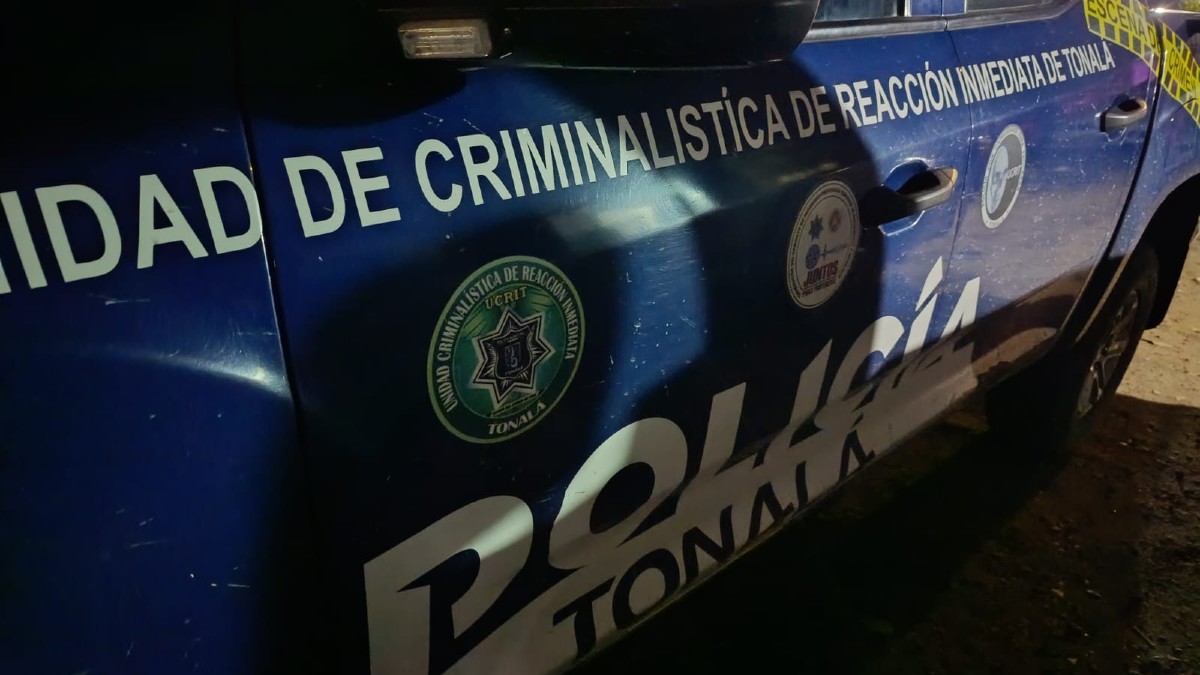 Un menor baleado y una joven privada de la libertad en Tonalá, tras un violento ataque que terminó con el agresor detenido en un motel. Un menor baleado y una joven privada de la libertad en Tonalá, tras un violento ataque que terminó con el agresor detenido en un motel.