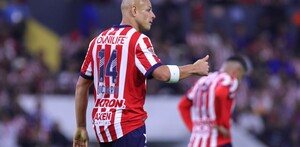 'Chicharito' Hernández es uno de los jugadores lesionados en Chivas.