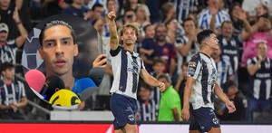 Erick Aguirre hablando para los medios sobre Rayados.