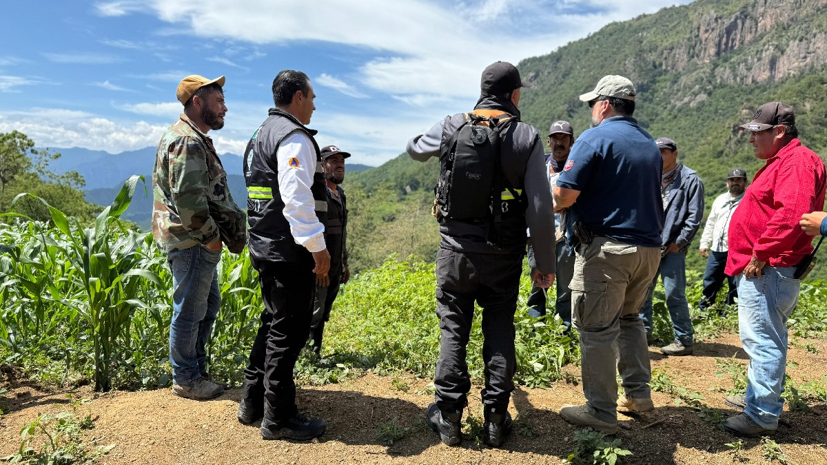 Luego de la desaparición de dos hermanos que fueron arrastrados por la corriente de un arroyo en Otáez, sigue la búsqueda a pie de uno de ellos. Luego de la desaparición de dos hermanos que fueron arrastrados por la corriente de un arroyo en Otáez, sigue la búsqueda a pie de uno de ellos.