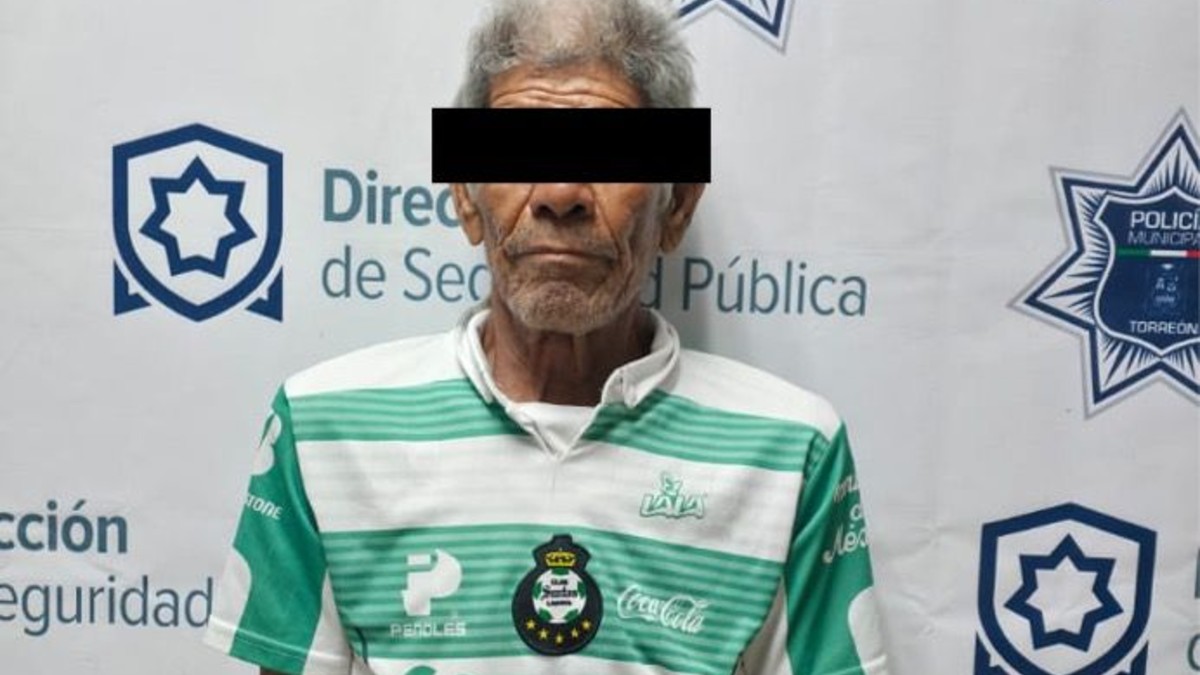 Elementos de la Policía Municipal de Torreón detuvieron este jueves a un hombre de 76 años, identificado como Cecilio Elementos de la Policía Municipal de Torreón detuvieron este jueves a un hombre de 76 años, identificado como Cecilio