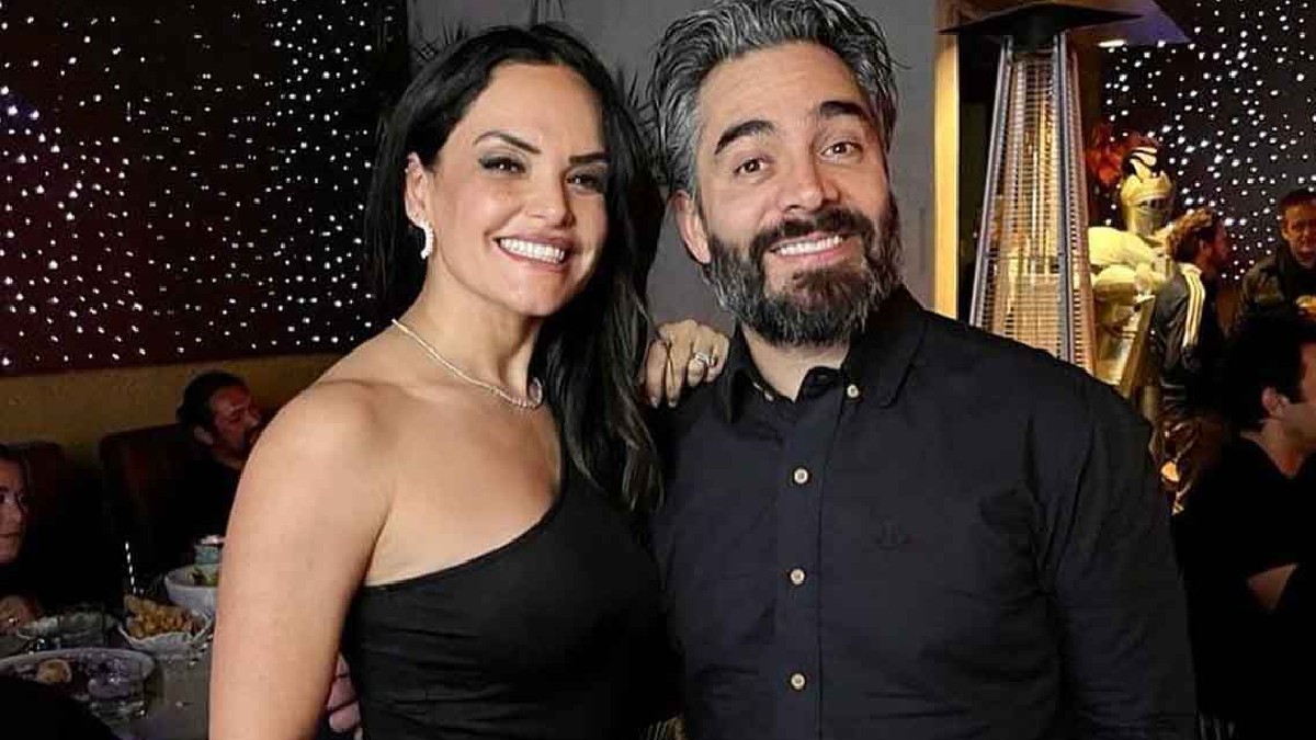 Omar Chaparro optó por una muestra pública de afecto hacia su esposa luego de que ella revelara en un podcast que él le fue infiel años atrás. Omar Chaparro optó por una muestra pública de afecto hacia su esposa luego de que ella revelara en un podcast que él le fue infiel años atrás.