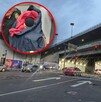 La mujer junto con un hombre dejaron al bebé y abordaron el Metro en la estación Tacubaya. La mujer junto con un hombre dejaron al bebé y abordaron el Metro en la estación Tacubaya.
