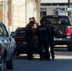 Al lugar acudieron paramédicos del CRUM y elementos de la Policía Municipal, quienes confirmaron el deceso al arribar a la vivienda sobre la avenida Central. Al lugar acudieron paramédicos del CRUM y elementos de la Policía Municipal, quienes confirmaron el deceso al arribar a la vivienda sobre la avenida Central.
