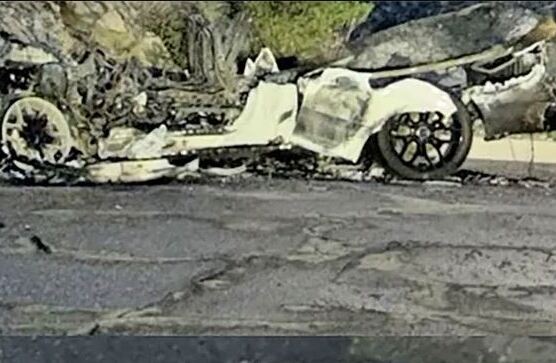 Camioneta de Natanael Cano queda destruída