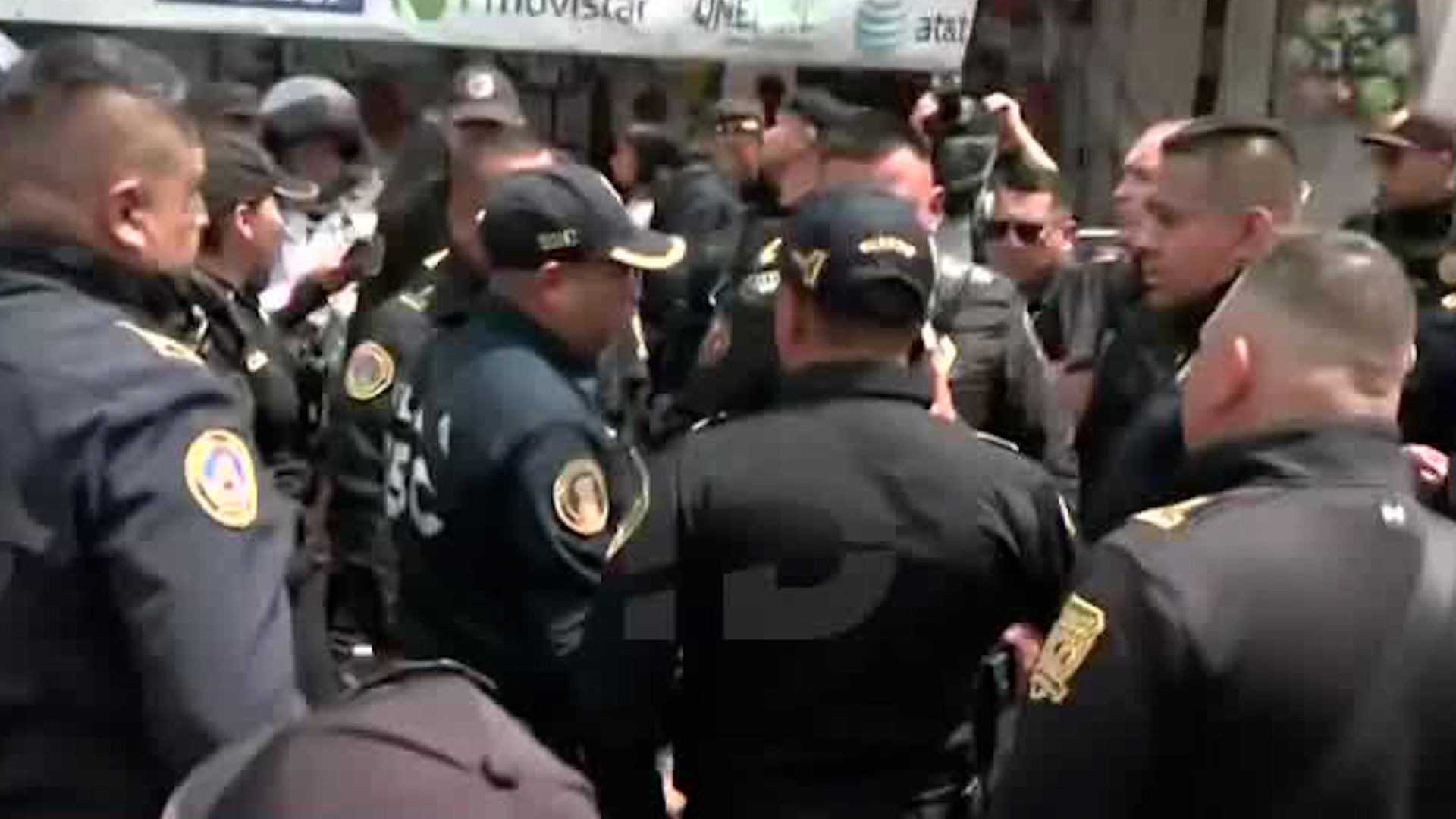 Una movilización policiaca se dio en la calle Jesús Carranza de la colonia Morelos debido al reporte de disparos.