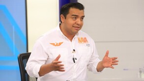 el juicio político es precisamente para que deje el cargo