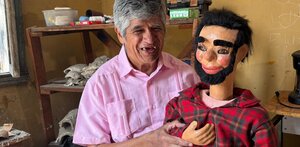 Don José es buscado desde otras partes del país o del mundo por sus marionetas Don José es buscado desde otras partes del país o del mundo por sus marionetas