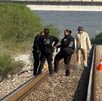 El hombre habría viajado en la parte superior del tren y presuntamente cayó siendo alcanzado por la locomotora El hombre habría viajado en la parte superior del tren y presuntamente cayó siendo alcanzado por la locomotora