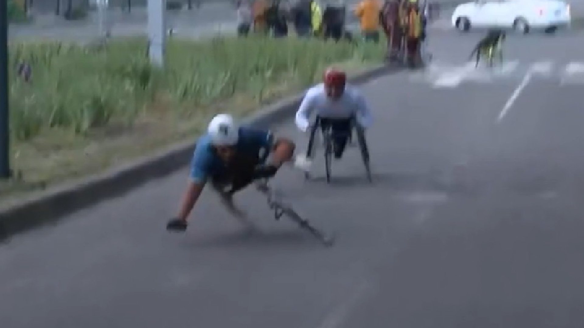 Marco Antonio Caballeros, denunció que la ruta estaba llena de baches, pese a que se aseguró que su óptima condición.
