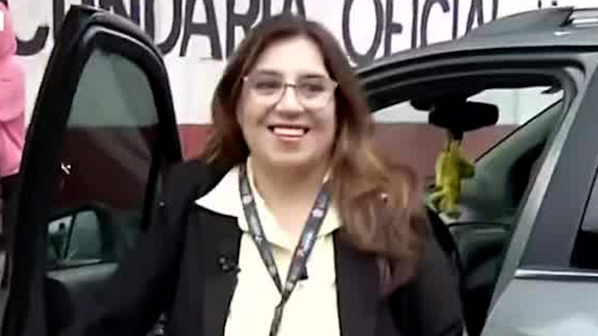 Erika Prieto cumple este ciclo escolar 30 años de servicio en escuela del Estado de México.