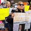 Familiares desaparecidos al salir Fiscalía protestan en Casa Jalisco Familiares desaparecidos al salir Fiscalía protestan en Casa Jalisco