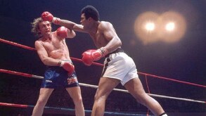 El ex boxeador británico perdió la pelea por el título ante uno de los mejores pugilistas en 1975 y en 1999 terminó su carrera deportiva.