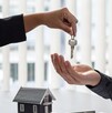 Ya sea por vivir más cerca del lugar de trabajo, independizarse o formar una familia, es un hecho que rentar es más fácil que comprar en la capital del calzado. Ya sea por vivir más cerca del lugar de trabajo, independizarse o formar una familia, es un hecho que rentar es más fácil que comprar en la capital del calzado.