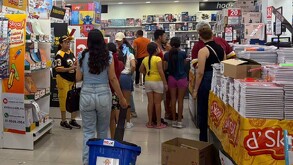 De acuerdo con un sondeo realizado en distintos establecimientos, los artículos más solicitados fueron insumos de papelería, uniformes escolares y mochilas