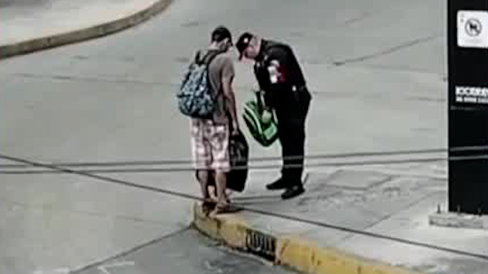 El padre del menor se dedica a lavar combis en el paradero de Pantitlán, en Ciudad de México.