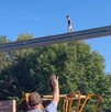 Un visitante de Hersheypark en EU rescató a un niño en parque de diversiones que deambulaba por las vías del monorriel, tras separarse de sus padres. Un visitante de Hersheypark en EU rescató a un niño en parque de diversiones que deambulaba por las vías del monorriel, tras separarse de sus padres.