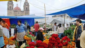 Balacera en tianguis de Xalatlaco, Edomex deja preliminar cuatro muertos.