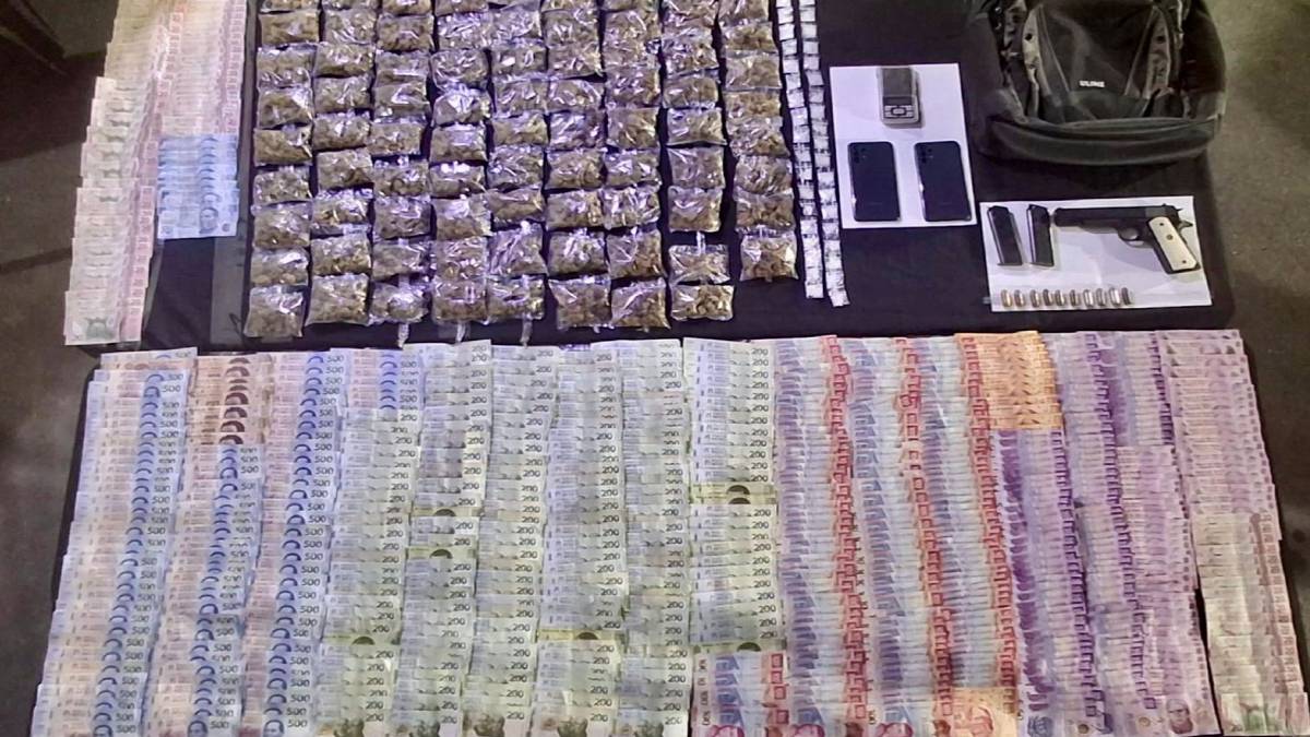 Se le aseguraron más de 100 mil pesos Se le aseguraron más de 100 mil pesos
