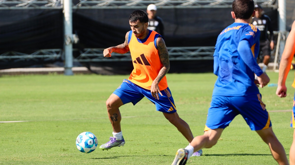 Futbolistas del primer equipo entrenaron por separado por cargas musculares en medio de la pausa por la fecha FIFA. Futbolistas del primer equipo entrenaron por separado por cargas musculares en medio de la pausa por la fecha FIFA.