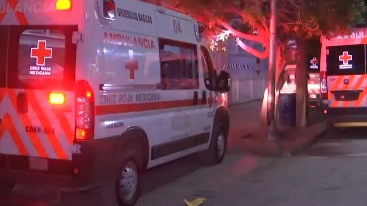 Joven motociclista de 22 años, identificado como Álvaro Sánchez Carranza, falleció la mañana de este jueves 4 de septiembre en el Hospital General de Torreón.