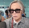 La actriz explicó que su polémica frase fue sacada de contexto y formaba parte de un comentario irónico sobre los retos de su relación con Gómez Bolaños.