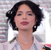 La gira de Ángela Aguilar enfrentó críticas y cancelaciones tras anunciar donaciones mínimas a migrantes y generar confusión con los boletos VIP.
