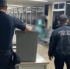 La mañana de este sábado comenzaron a surgir videos de un hombre ensangrentado que causó pánico en las clínicas 16 y 71 del IMSS de Torreón. La mañana de este sábado comenzaron a surgir videos de un hombre ensangrentado que causó pánico en las clínicas 16 y 71 del IMSS de Torreón.