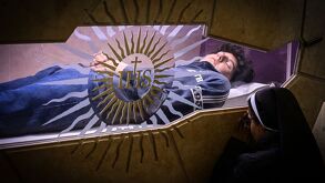 Carlo Acutis fue un adolescente italiano que evangelizaba a través de internet. Conoce su vida, su devoción, sus milagros y por qué la Iglesia lo hizo santo.