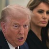 Trump anuncia polémico cambio de nombre a una de sus principales secretarías.