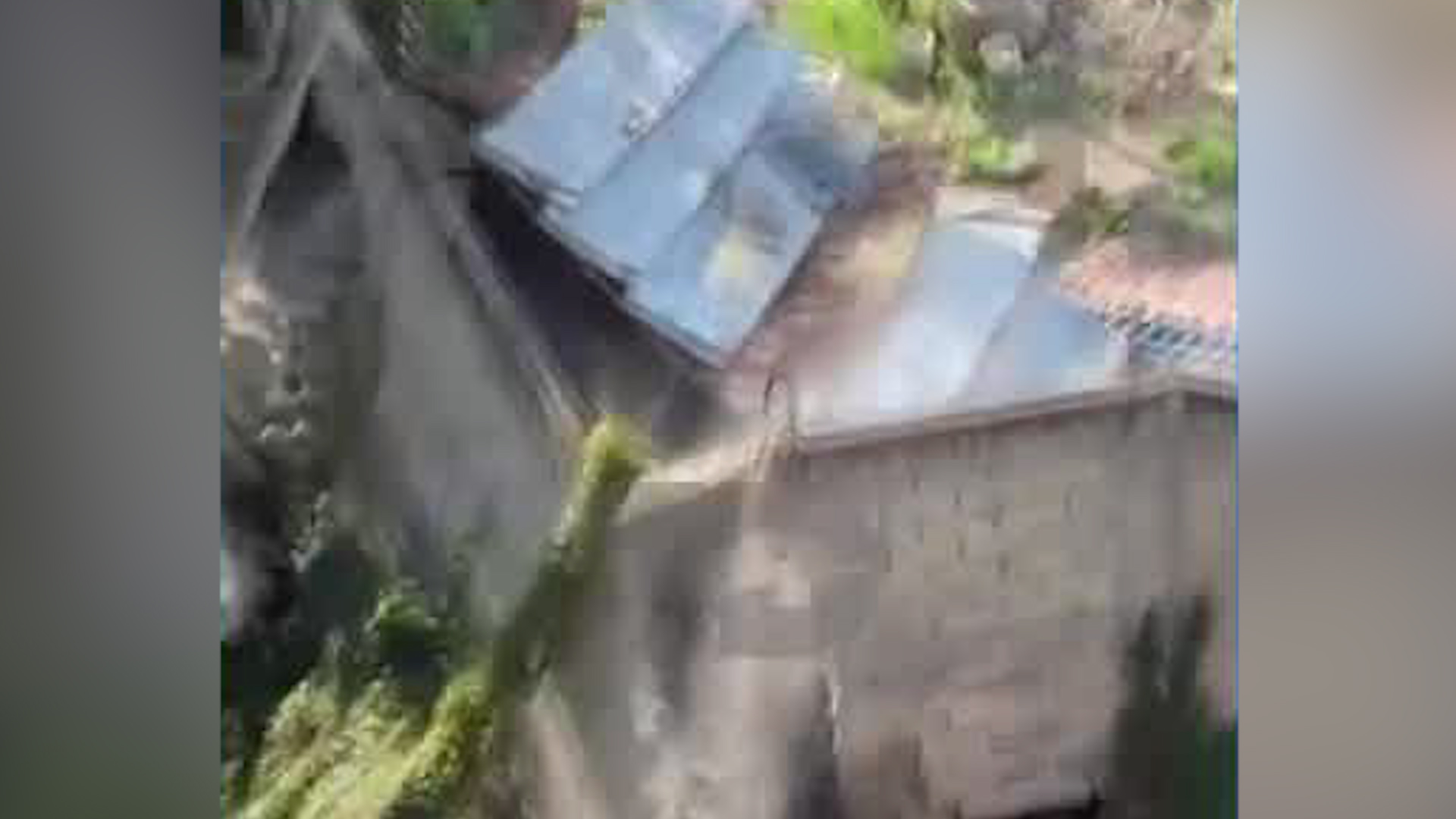 En la colonia San Antonio Pocitos, familias piden apoyo para ser reubicados.