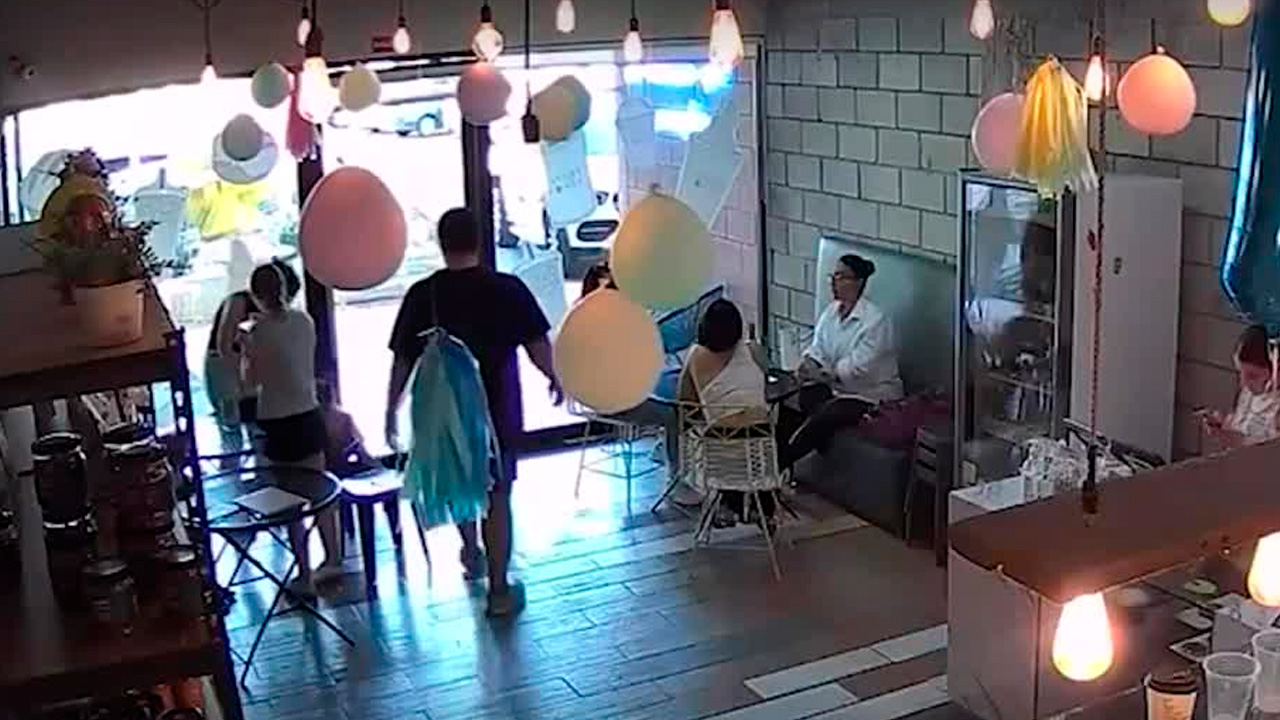 Torreón: Difunden video de nevería acusada de agresión.
