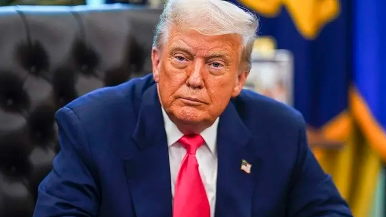 Donald Trump lanzó un ultimátum a Hamás al exigir la liberación inmediata de rehenes israelíes.