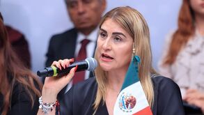 La FGE de Puebla rescató a 11 jóvenes que fueron víctimas de reclutamiento con falsas ofertas de trabajo. Hallados rapados y en riesgo, regresan a sus hogares.