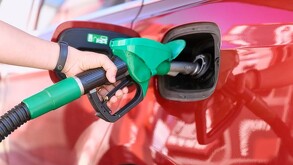 Un automovilista de Zapopan denunció daños graves en su coche por gasolina adulterada. Señala a la estación y acusa a Profeco de indiferencia y malos tratos.