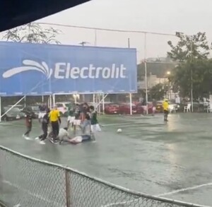 Luego de la pelea campal entre los equipos Newcastle y Niupi, se dio a conocer el estado de salud de los jugadores en la golpiza.