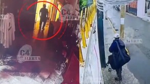 El hombre ha sido captado en más de una ocasión ingresando a la capilla para robar objetos y luego salir sin ser visto por alguien