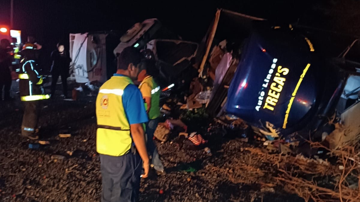 La tranquilidad de la noche del martes se vio abruptamente interrumpida por un fuerte choque en la autopista Saltillo-Matamoros