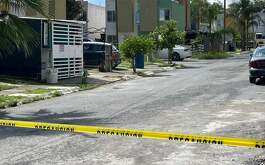 Un hombre fue asesinado a balazos cuando salía de su casa en la colonia Privadas de la Silla, en el municipio de Juárez, Nuevo León.